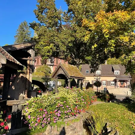 Centre 2 Pieces # 102 *