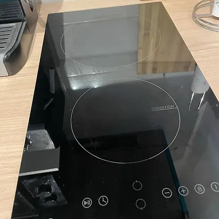 Centre 2 Pieces # 102 Daire